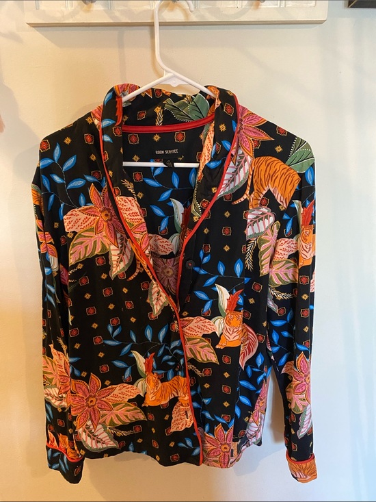 Room Service Other - Room Service Tiger/ Animal print Pajama top size Large
